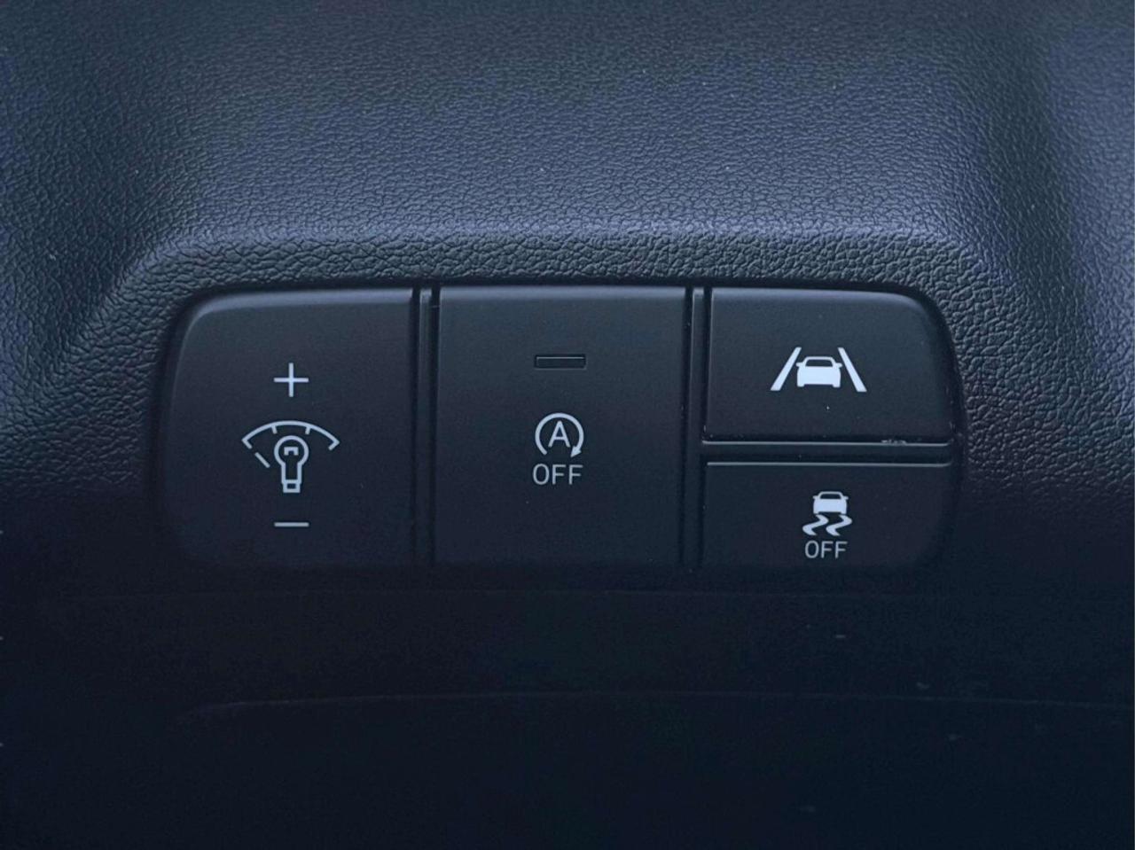 2021 Hyundai Elantra Essential IVT Photo