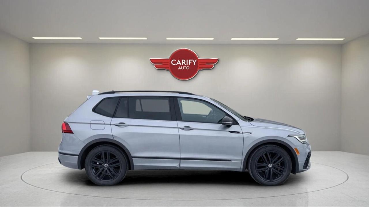 2022 Volkswagen Tiguan R-Line Black Edition 4MOTION Photo3
