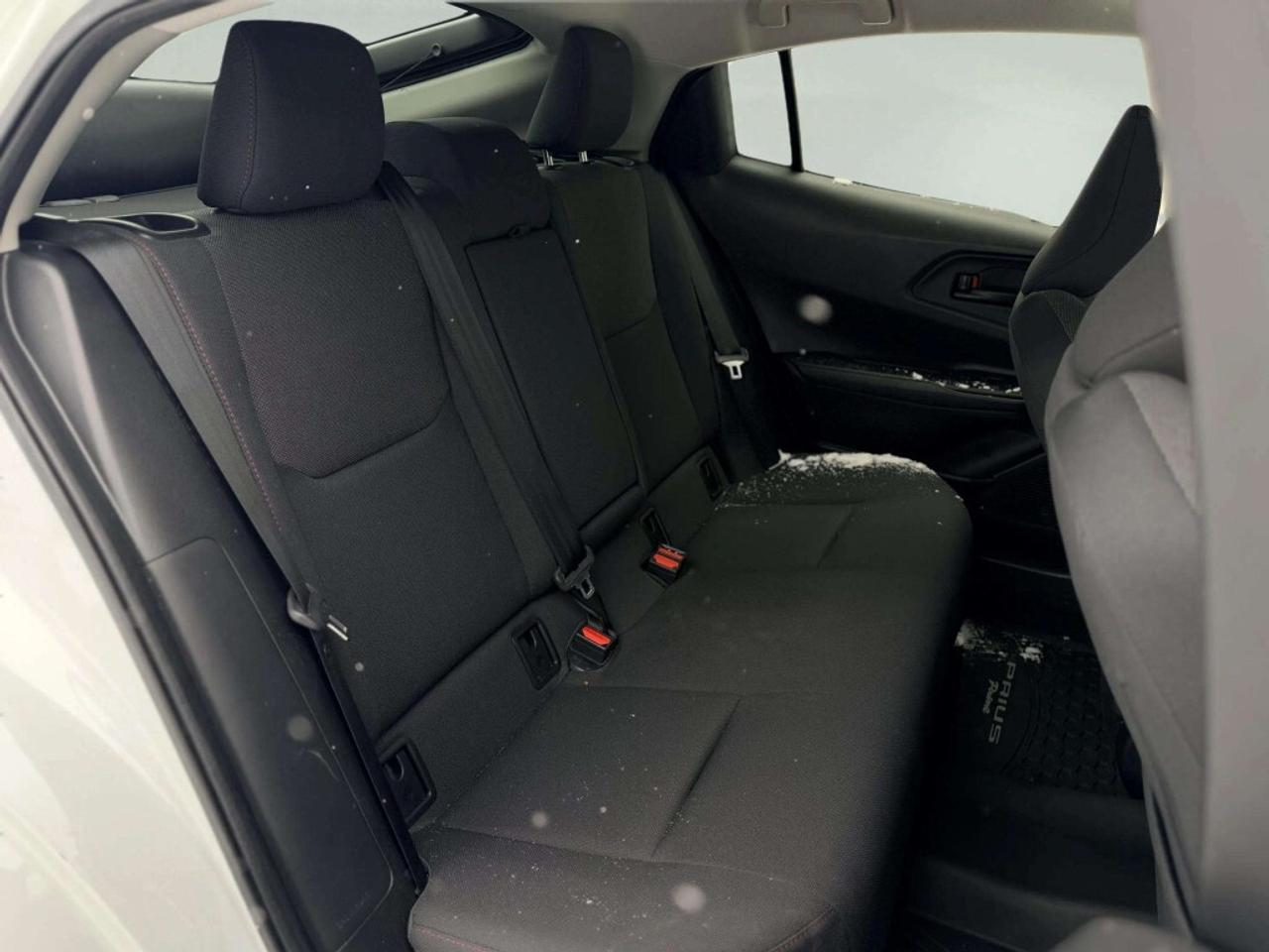 2023 Toyota Prius Prime SE Premium 4dr  CVT Photo