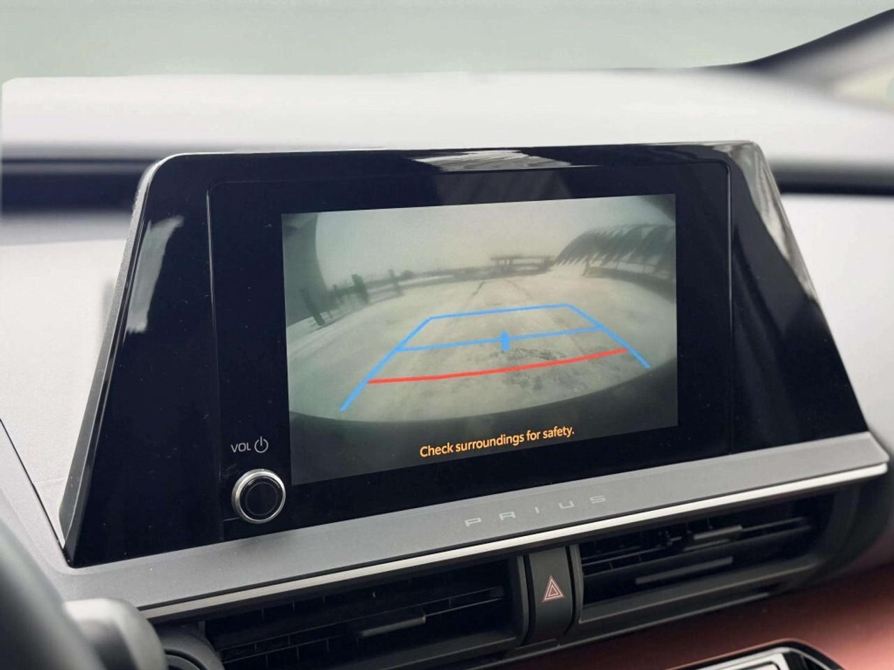 2023 Toyota Prius Prime SE Premium 4dr  CVT Photo