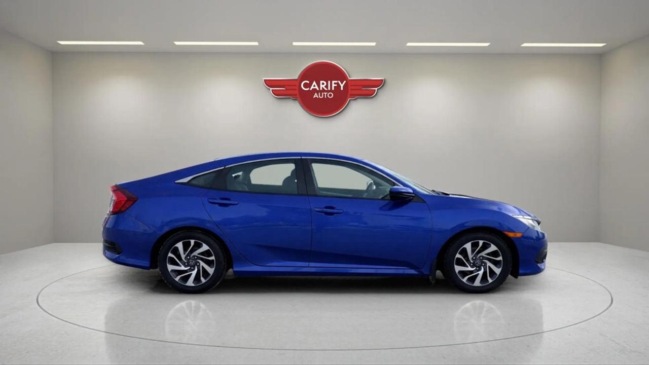 2018 Honda Civic Sedan SE CVT Photo