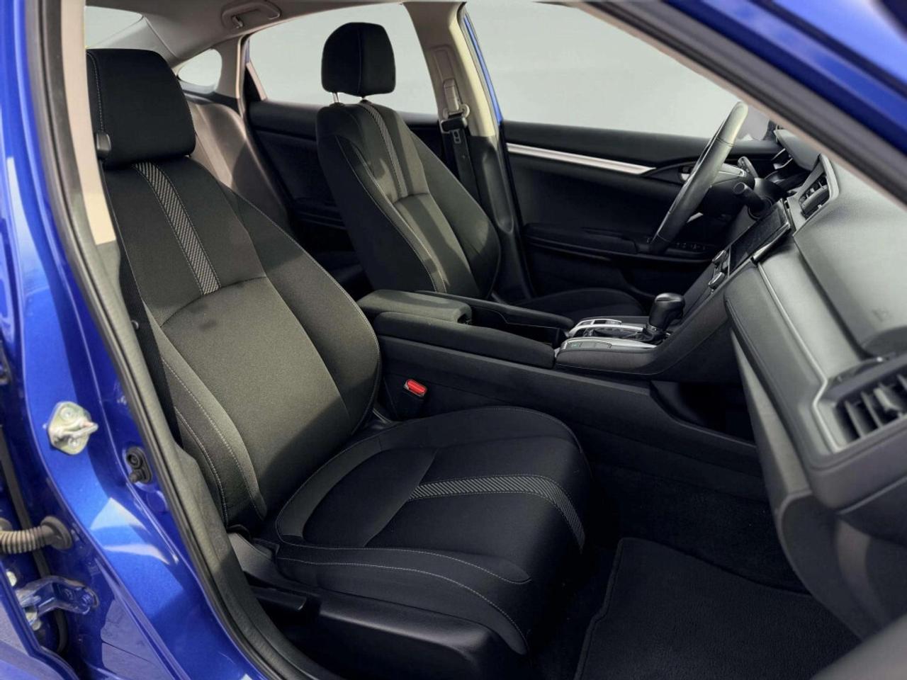 2018 Honda Civic Sedan SE CVT Photo