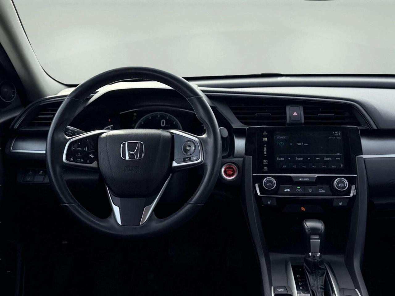 2018 Honda Civic Sedan SE CVT Photo
