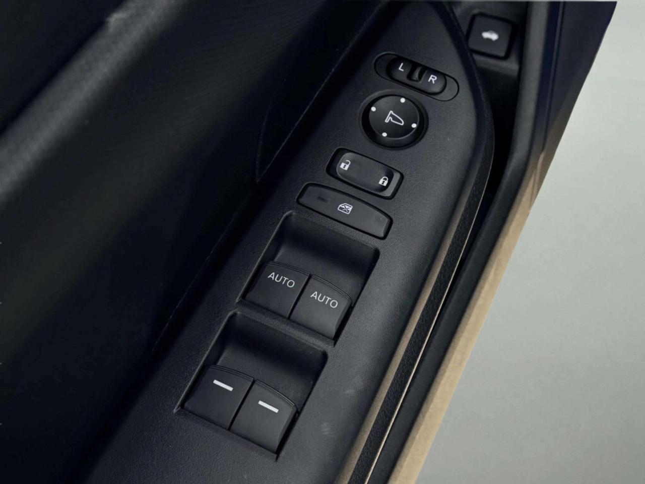 2018 Honda Civic Sedan SE CVT Photo