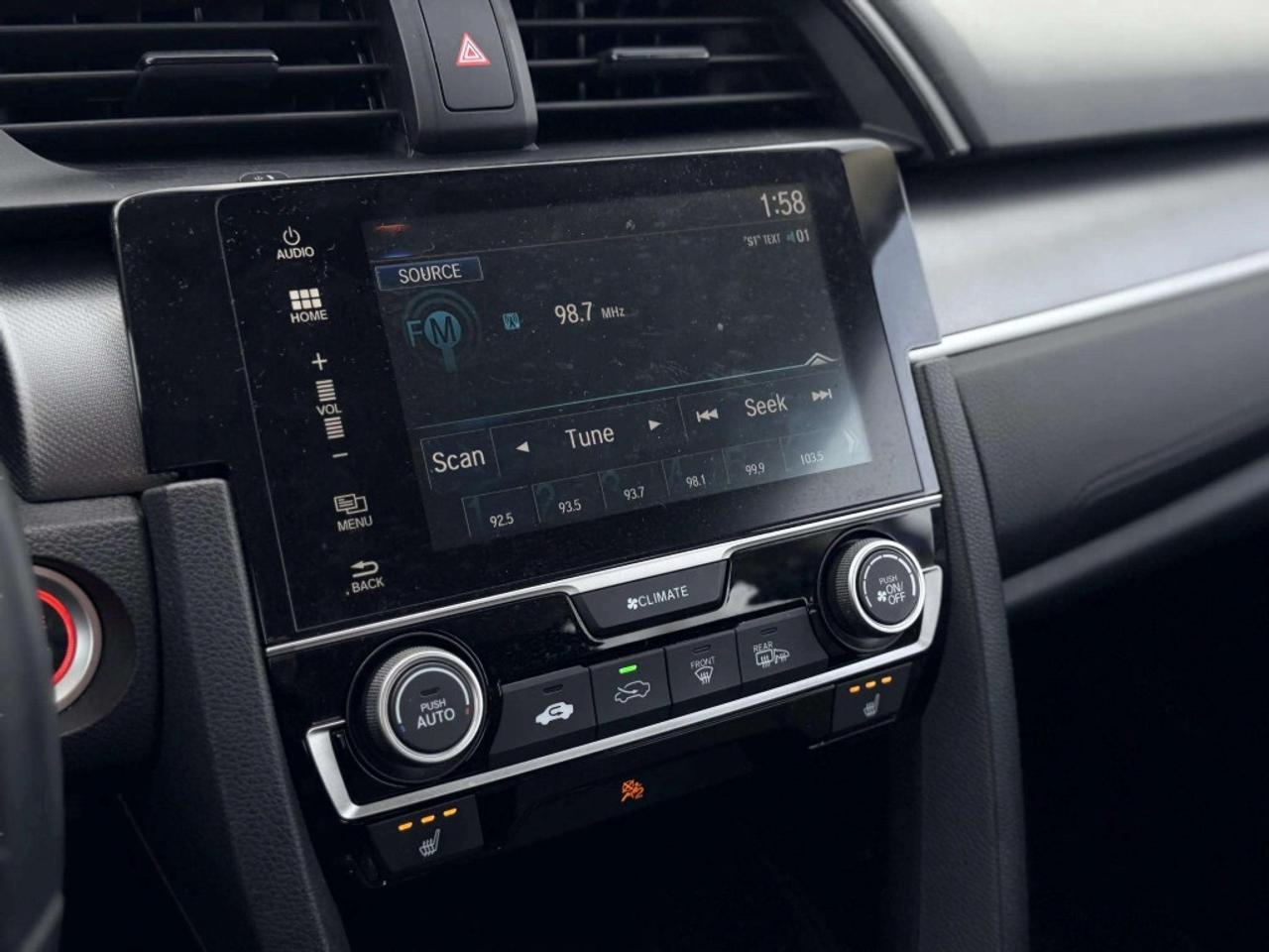 2018 Honda Civic Sedan SE CVT Photo