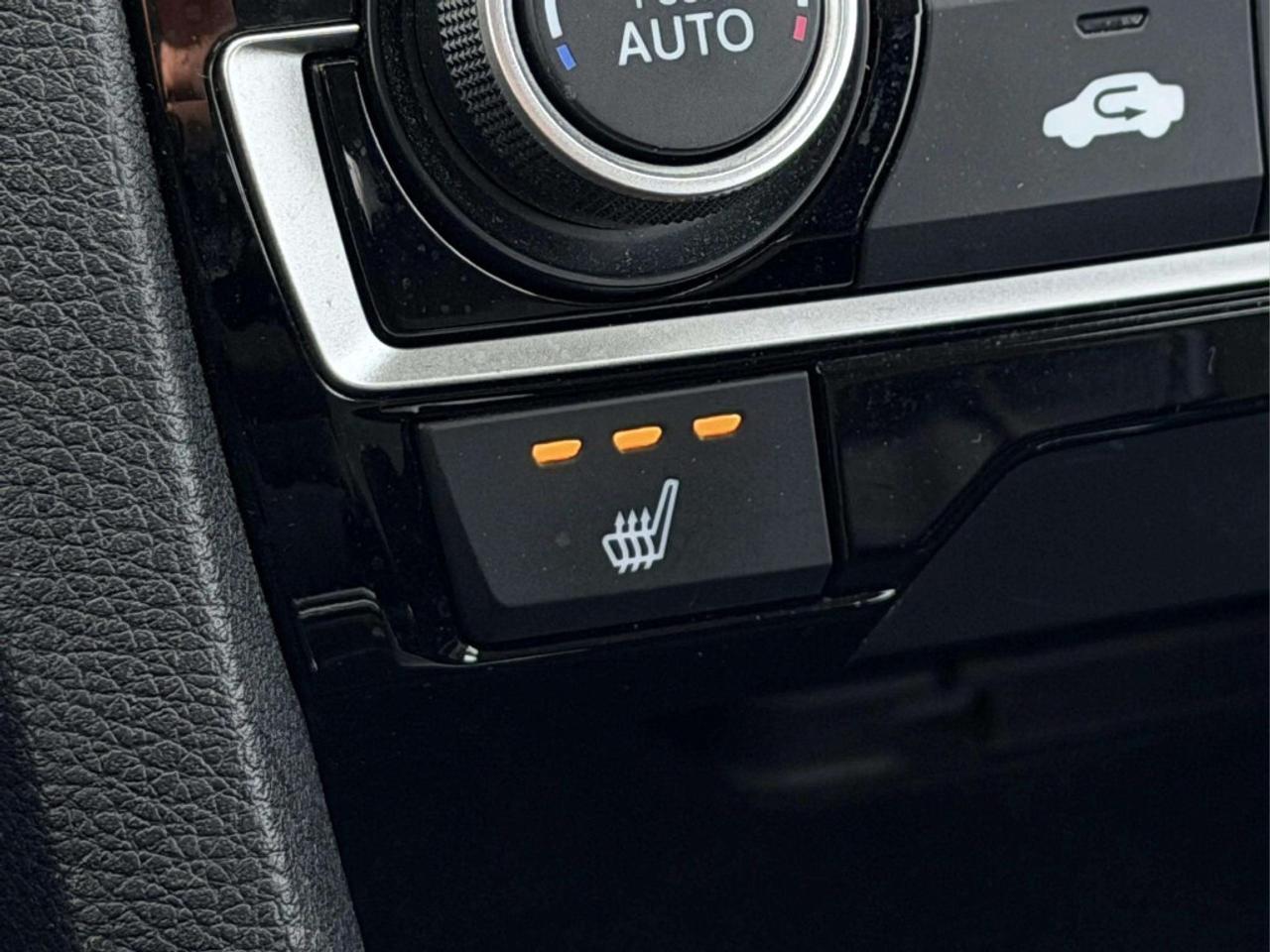 2018 Honda Civic Sedan SE CVT Photo