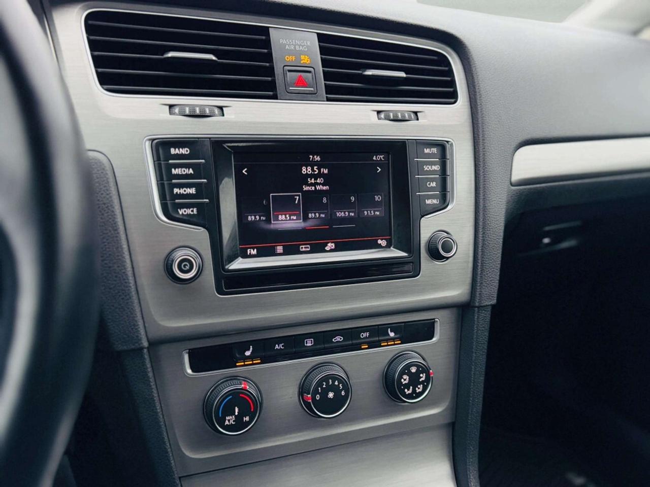 2015 Volkswagen Golf 3dr Hatchback 1.8 TSI Trendline Photo