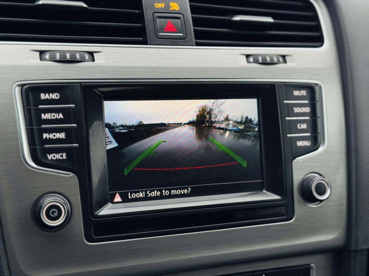 2015 Volkswagen Golf 3dr Hatchback 1.8 TSI Trendline Photo