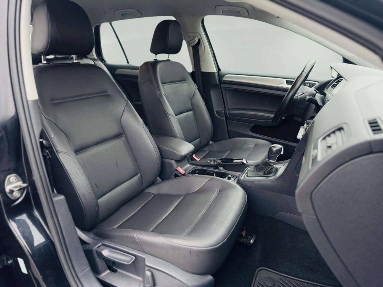 2015 Volkswagen Golf 3dr Hatchback 1.8 TSI Trendline Photo