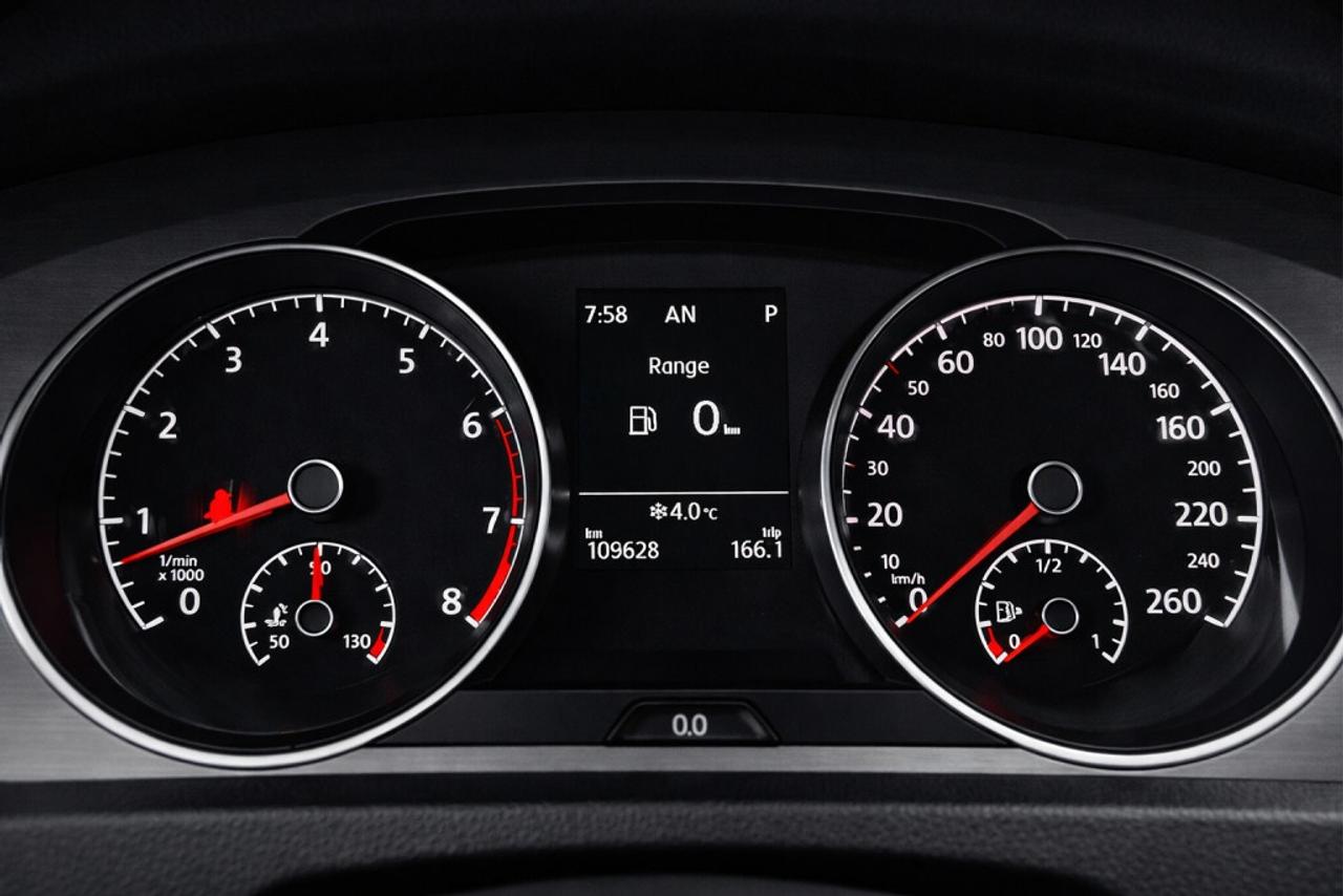 2015 Volkswagen Golf 3dr Hatchback 1.8 TSI Trendline Photo