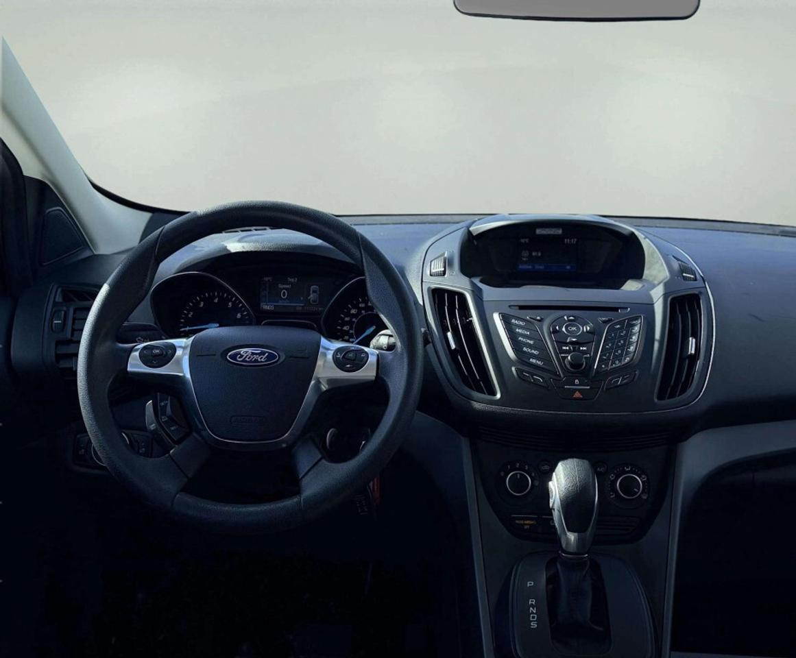 2016 Ford Escape S 4WD Photo