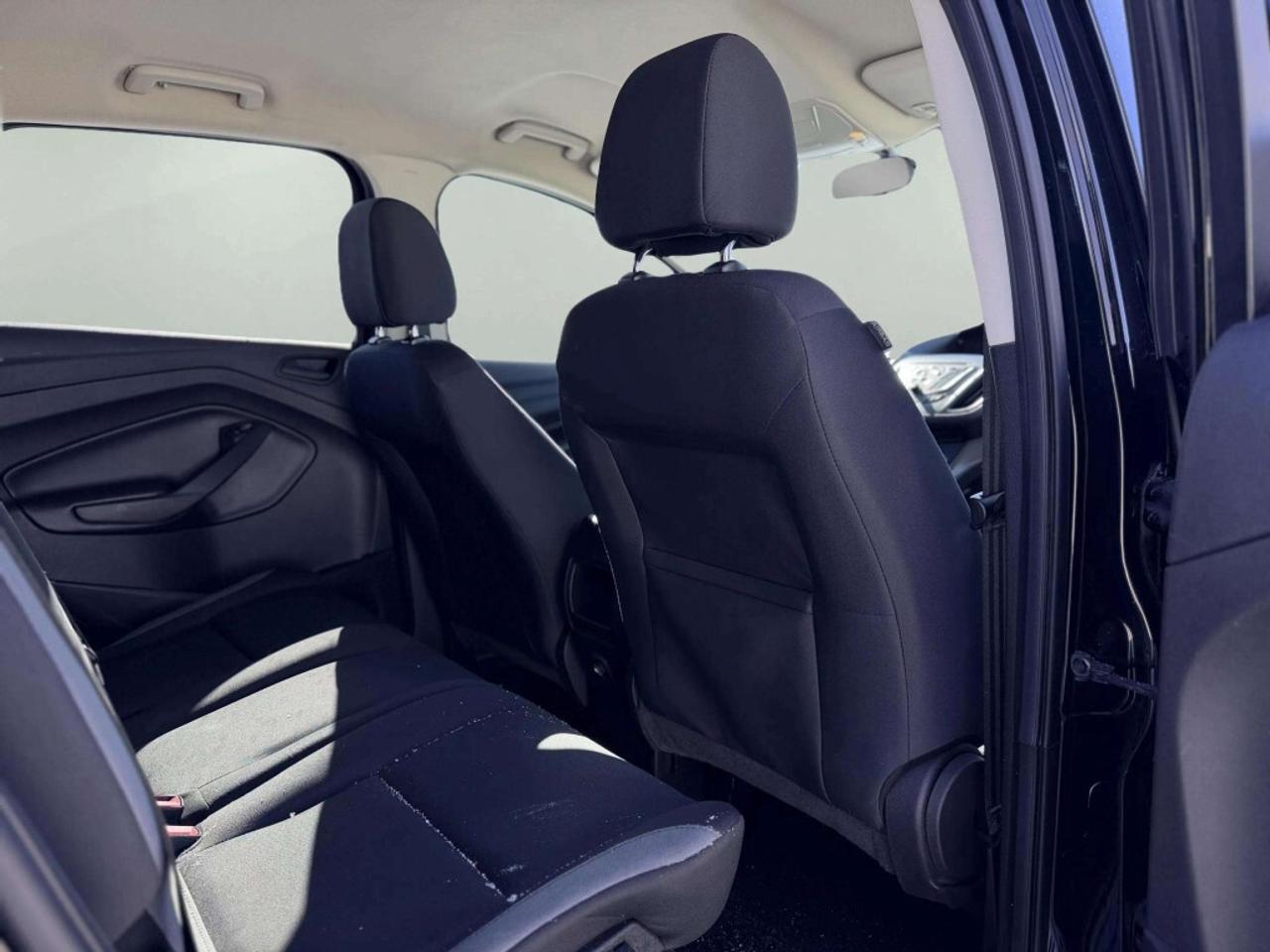 2016 Ford Escape S 4WD Photo