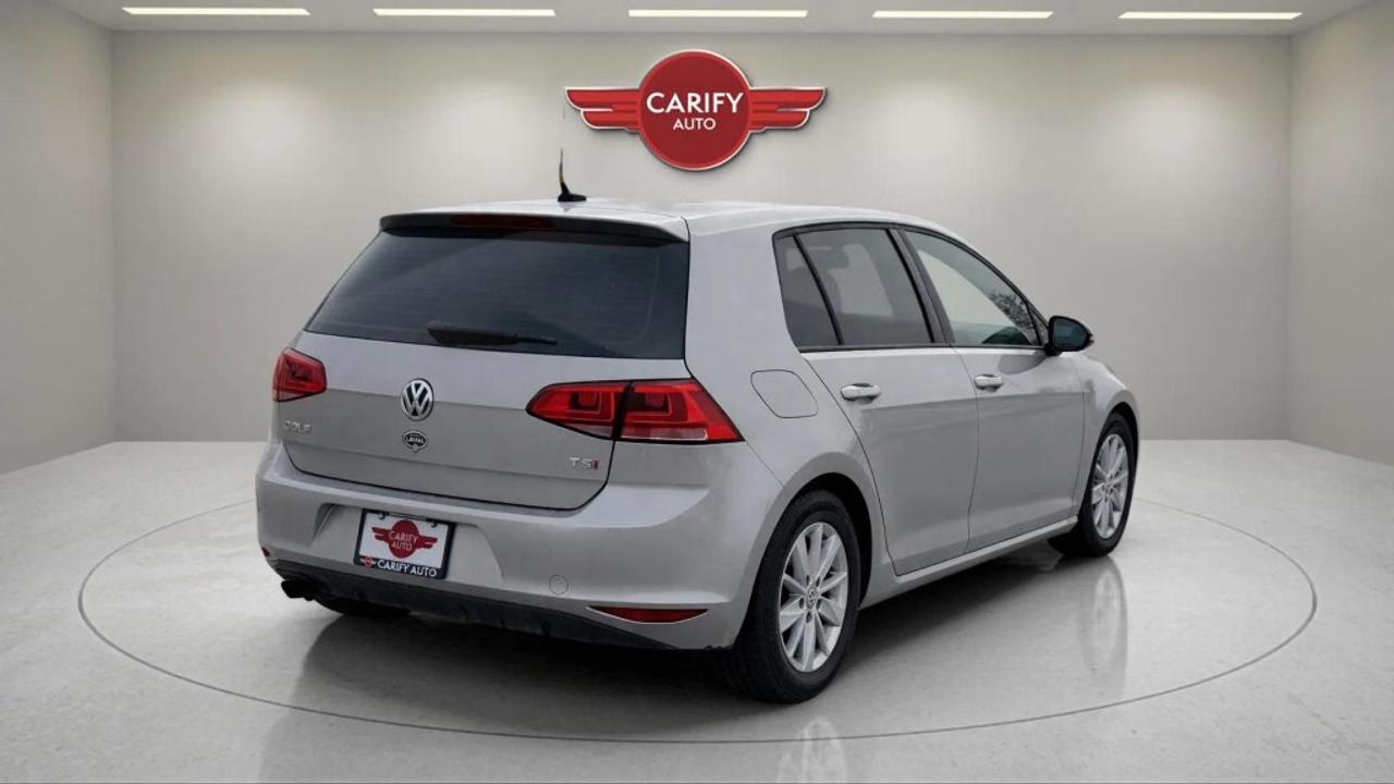 2015 Volkswagen Golf 1.8 TSI Trendline Photo