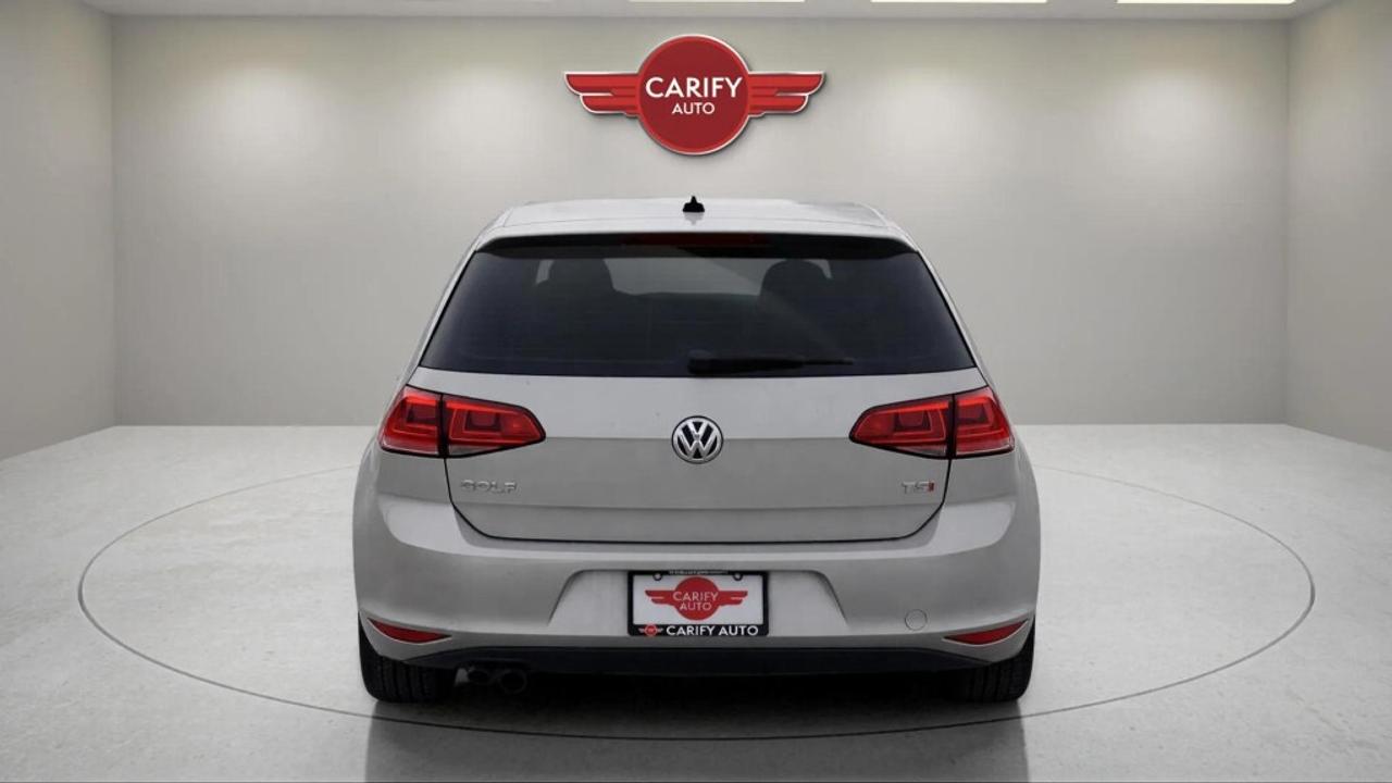 2015 Volkswagen Golf 1.8 TSI Trendline Photo
