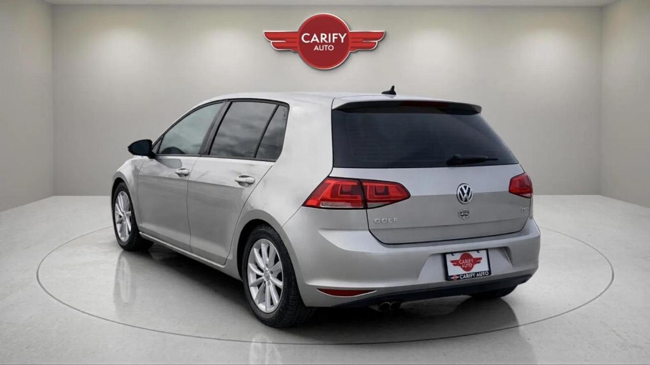 2015 Volkswagen Golf 1.8 TSI Trendline Photo