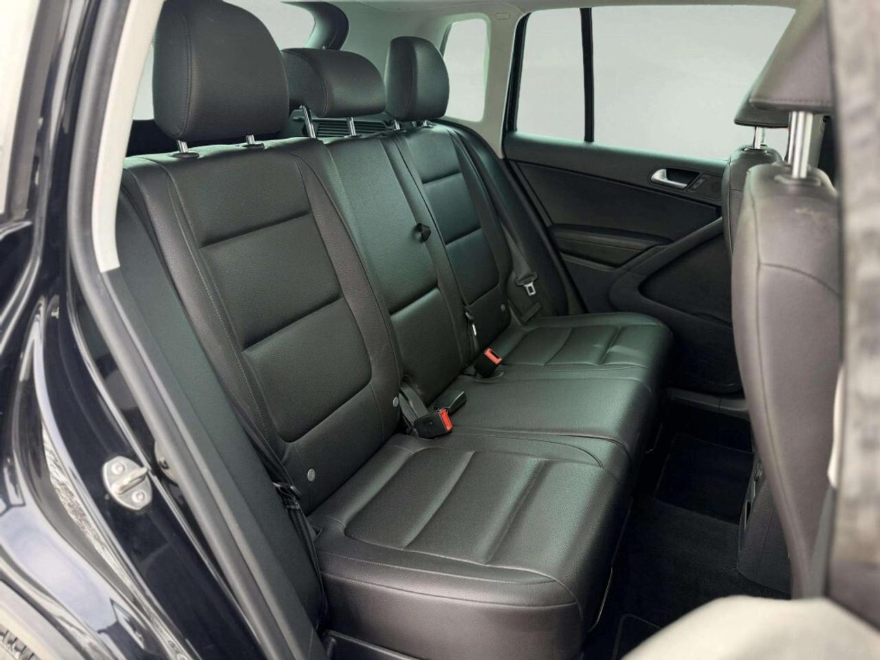 2017 Volkswagen Tiguan 4Motion Wolfsburg Edition Photo