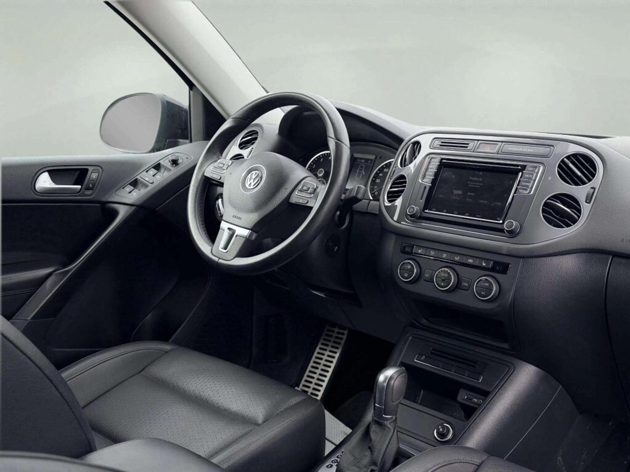 2017 Volkswagen Tiguan 4Motion Wolfsburg Edition Photo