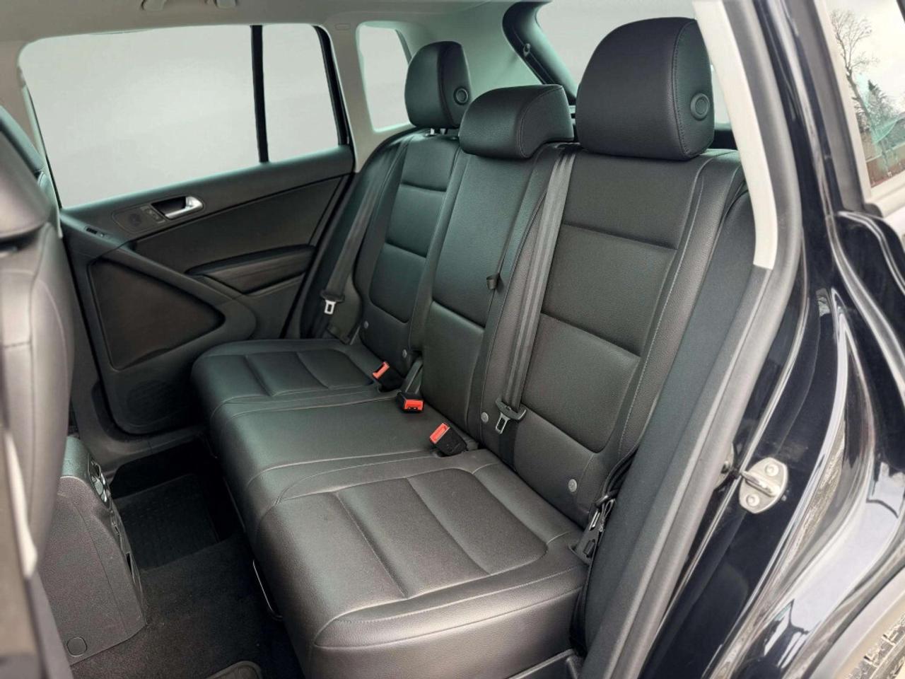 2017 Volkswagen Tiguan 4Motion Wolfsburg Edition Photo