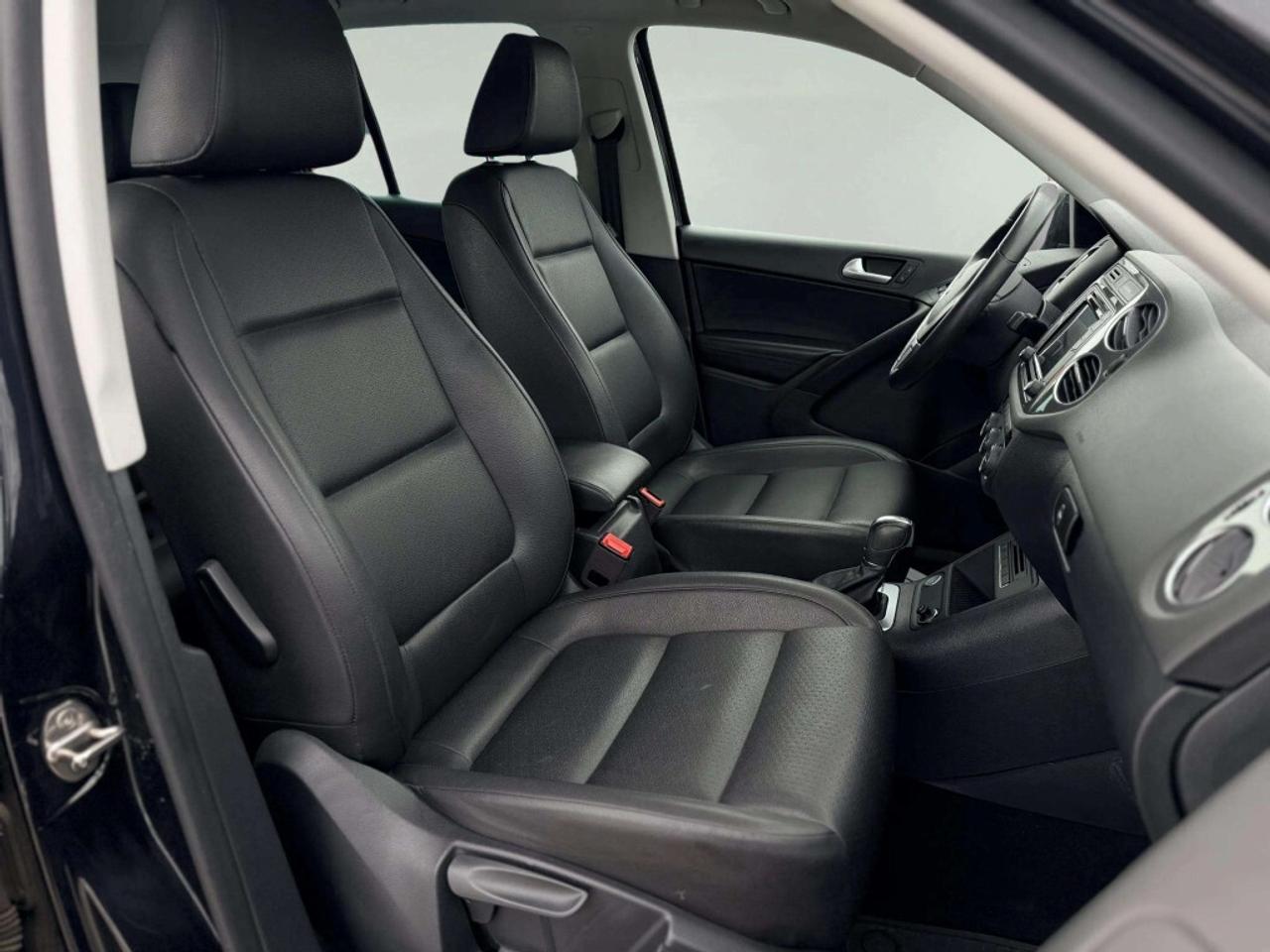 2017 Volkswagen Tiguan 4Motion Wolfsburg Edition Photo