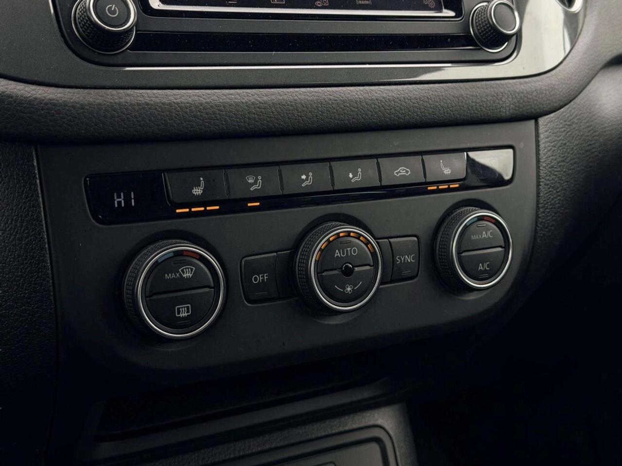 2017 Volkswagen Tiguan 4Motion Wolfsburg Edition Photo