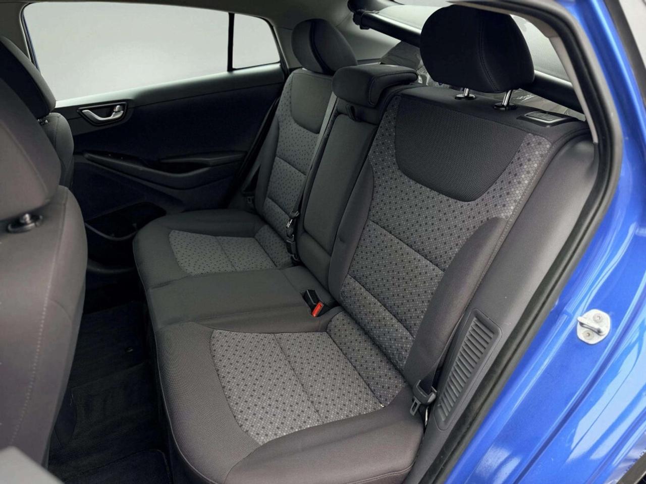 2018 Hyundai IONIQ PLUG IN HYBRID Photo