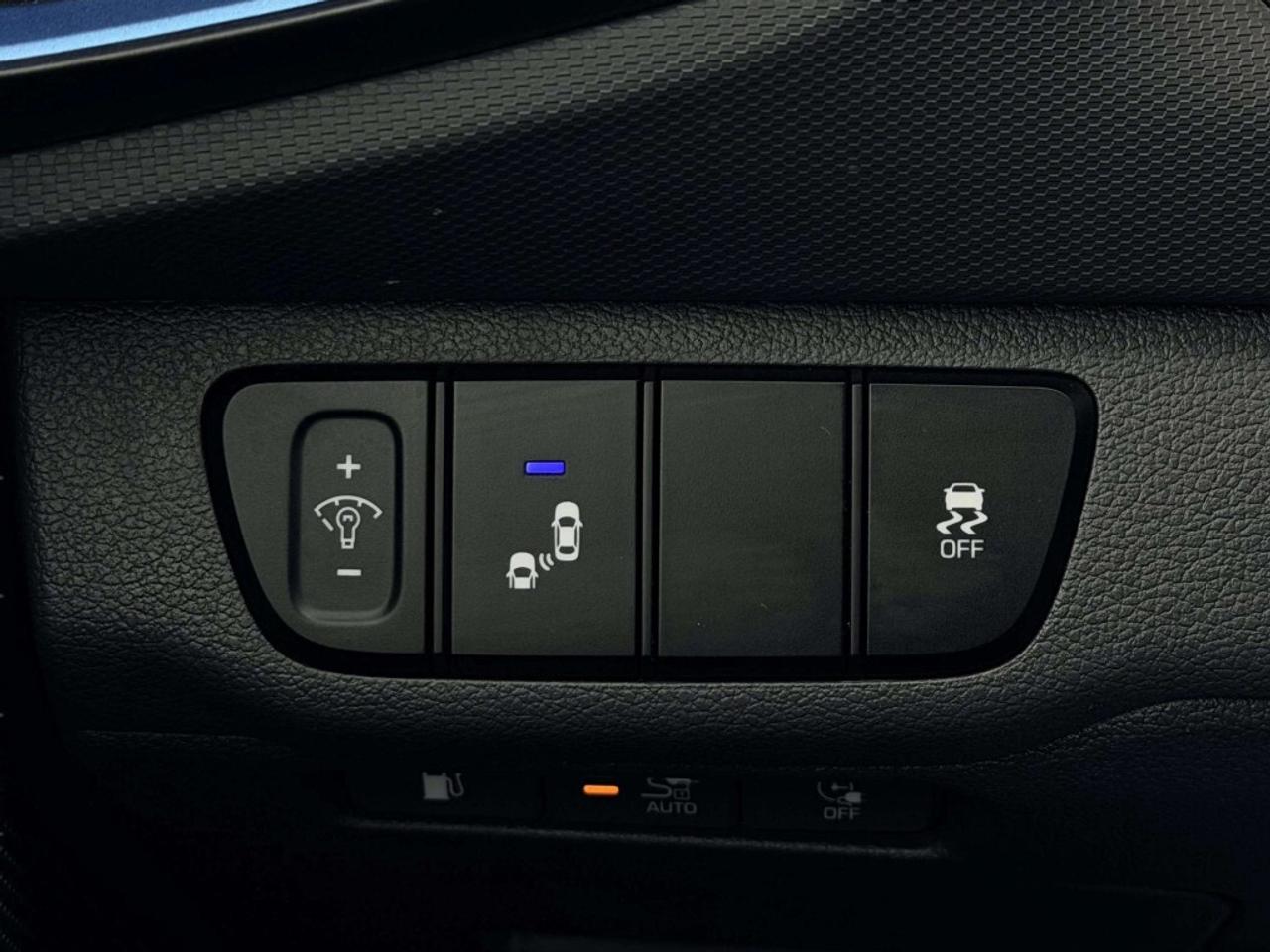 2018 Hyundai IONIQ PLUG IN HYBRID Photo