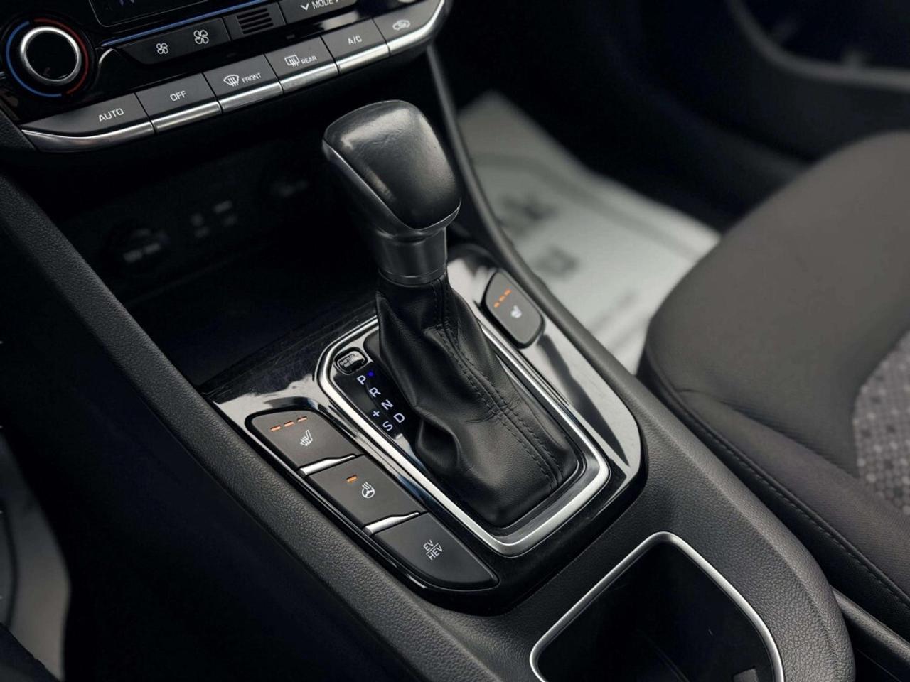 2018 Hyundai IONIQ PLUG IN HYBRID Photo