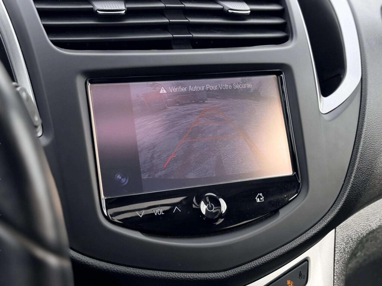 2016 Chevrolet Trax AWD LT Photo