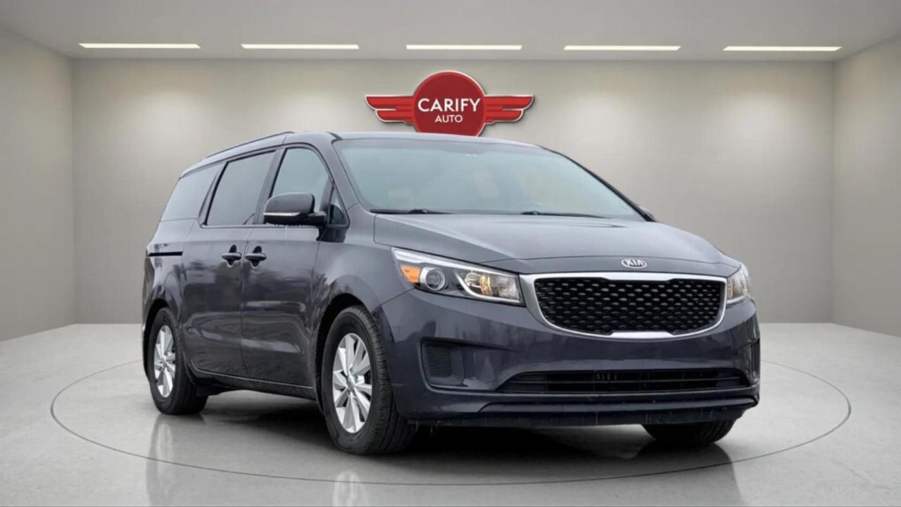2015 Kia Sedona LX Photo