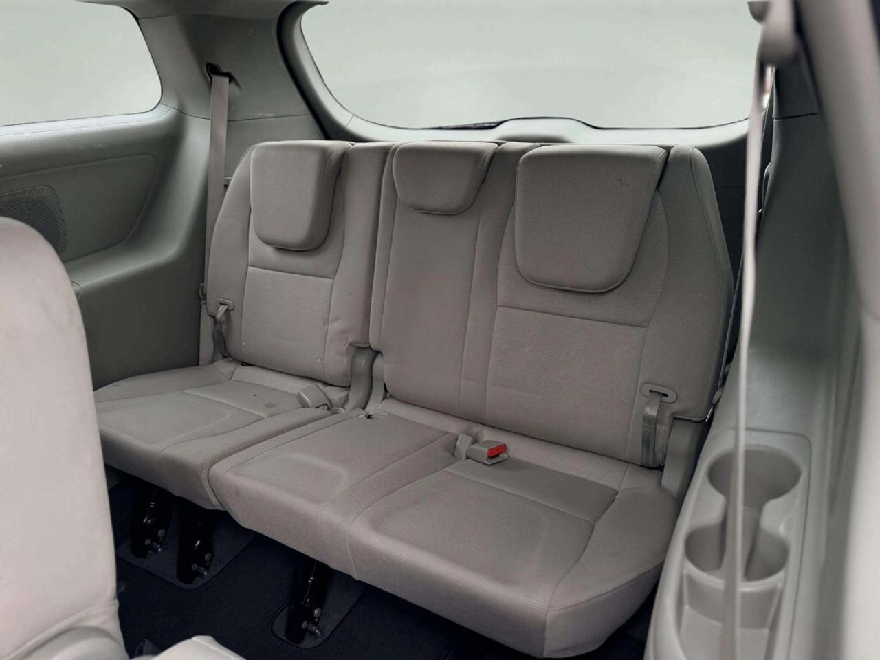 2015 Kia Sedona LX Photo