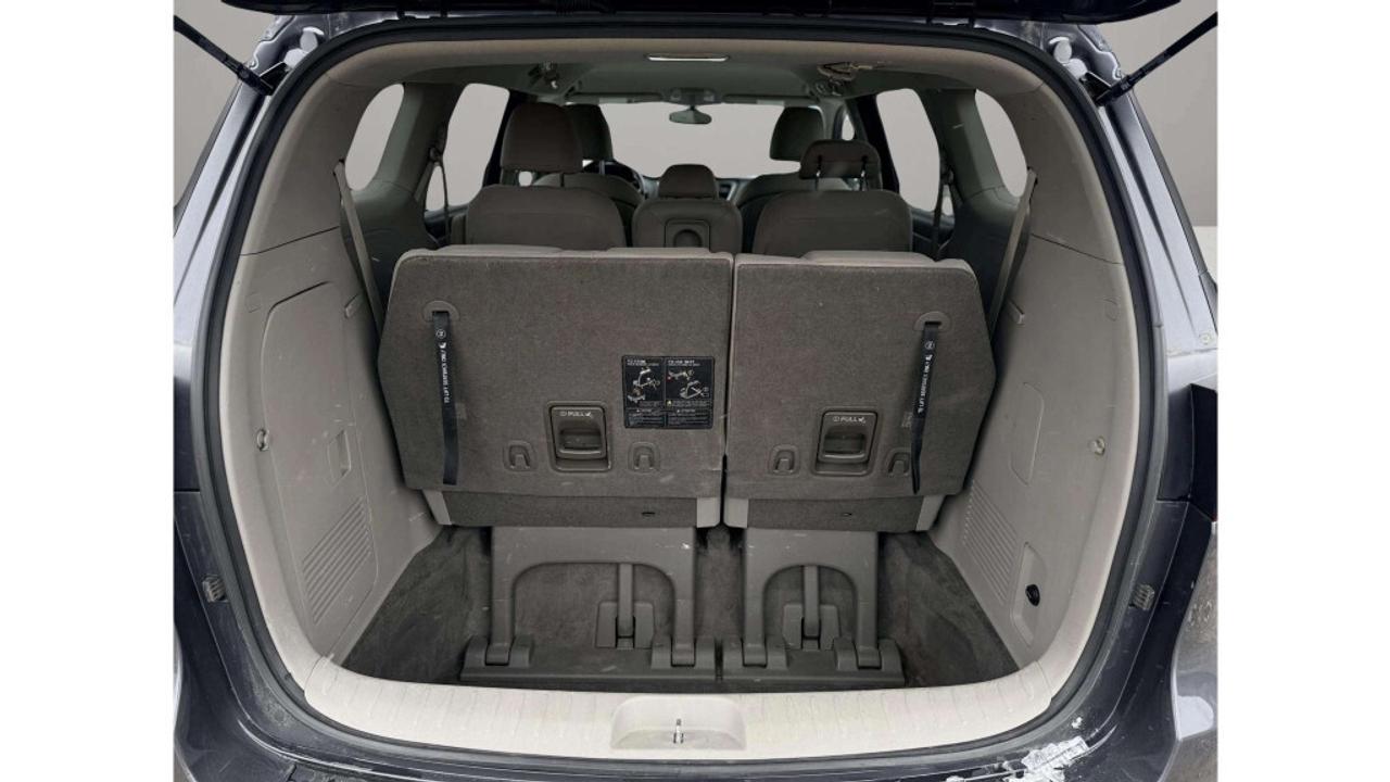 2015 Kia Sedona LX Photo