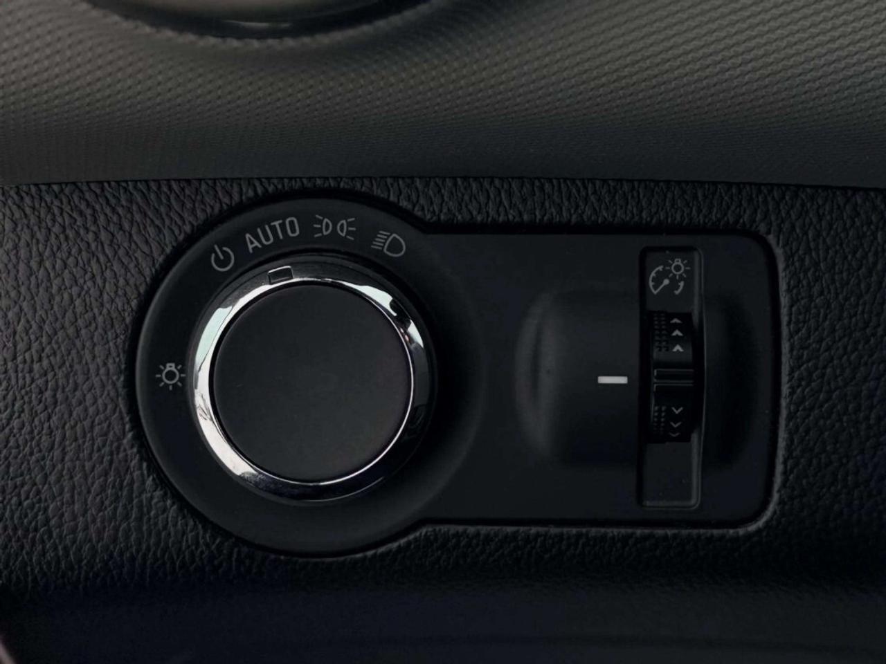 2012 Chevrolet Sonic Sedan LT Photo