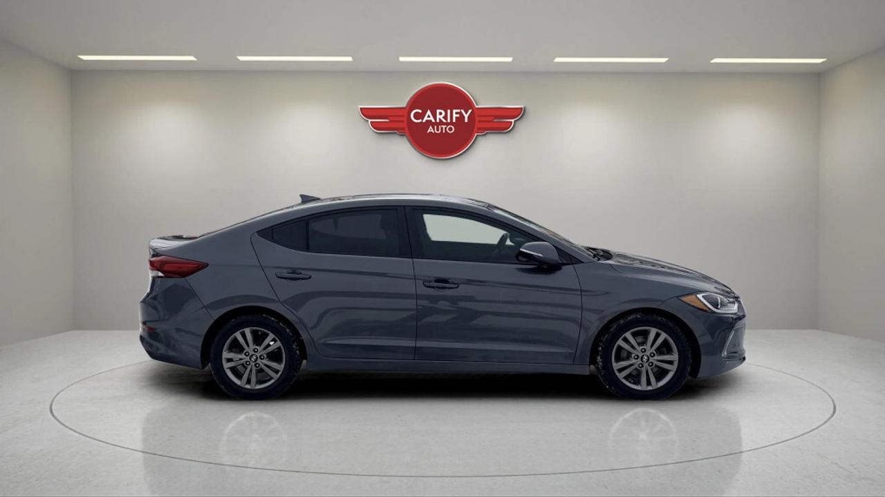 2017 Hyundai Elantra GLS Photo3