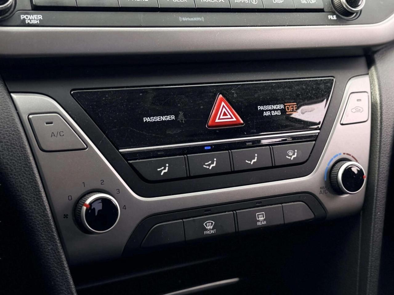 2017 Hyundai Elantra GLS Photo