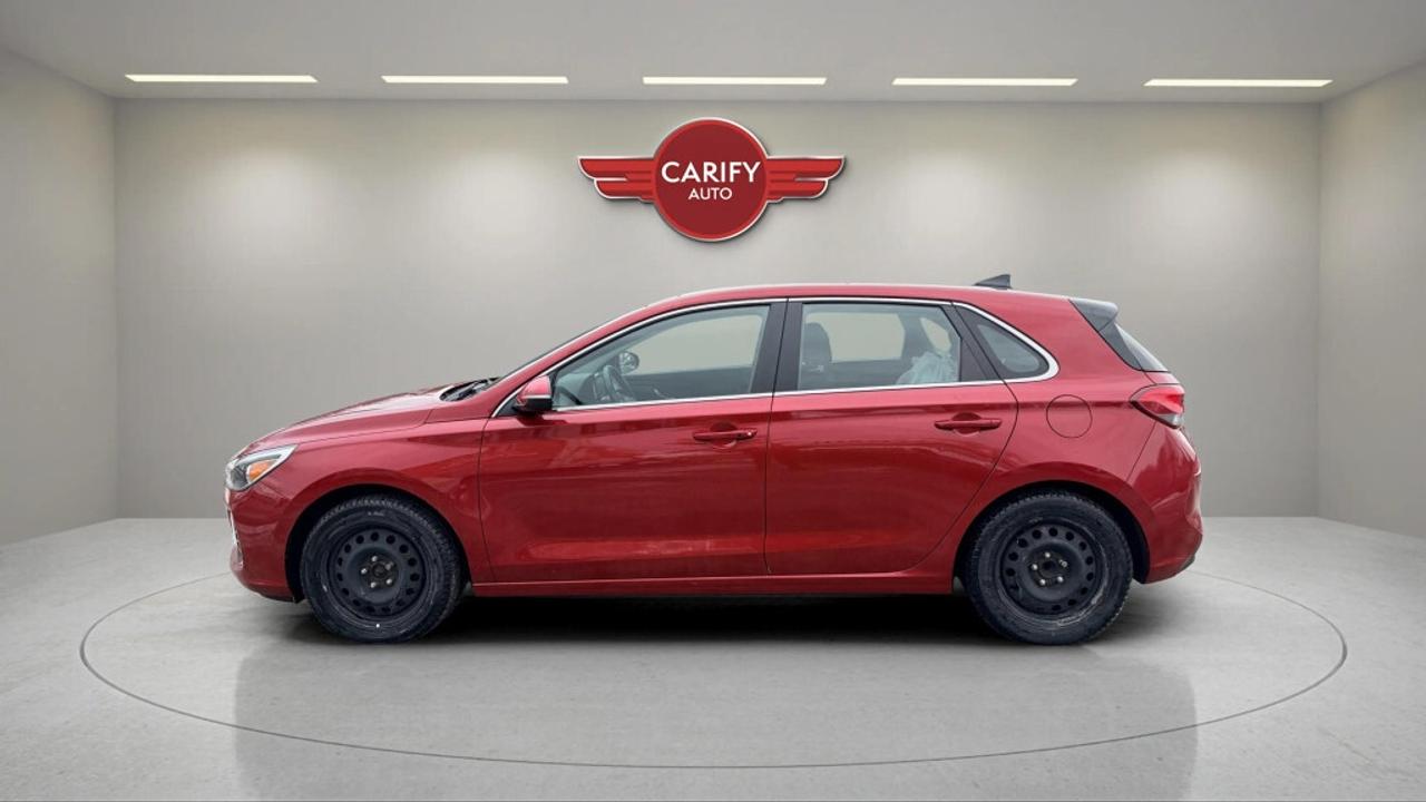 2019 Hyundai Elantra GT Luxury Photo