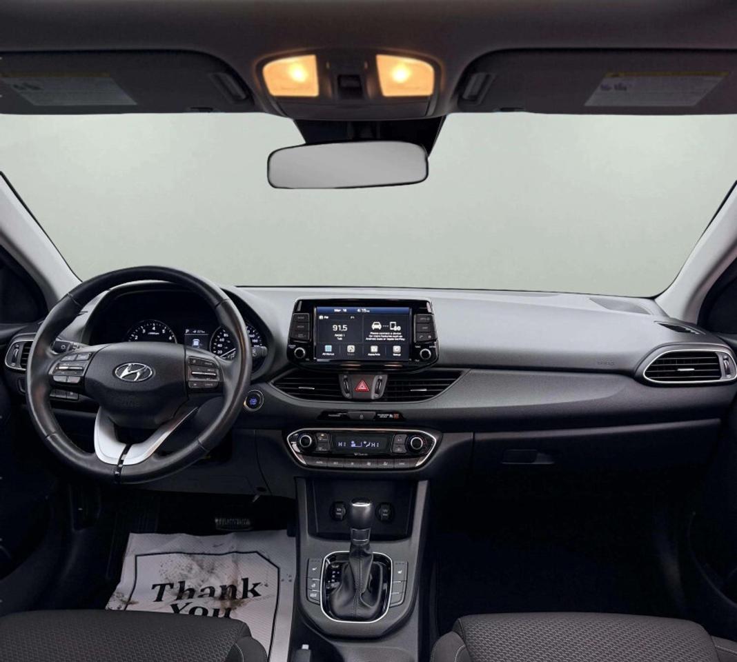 2019 Hyundai Elantra GT Luxury Photo