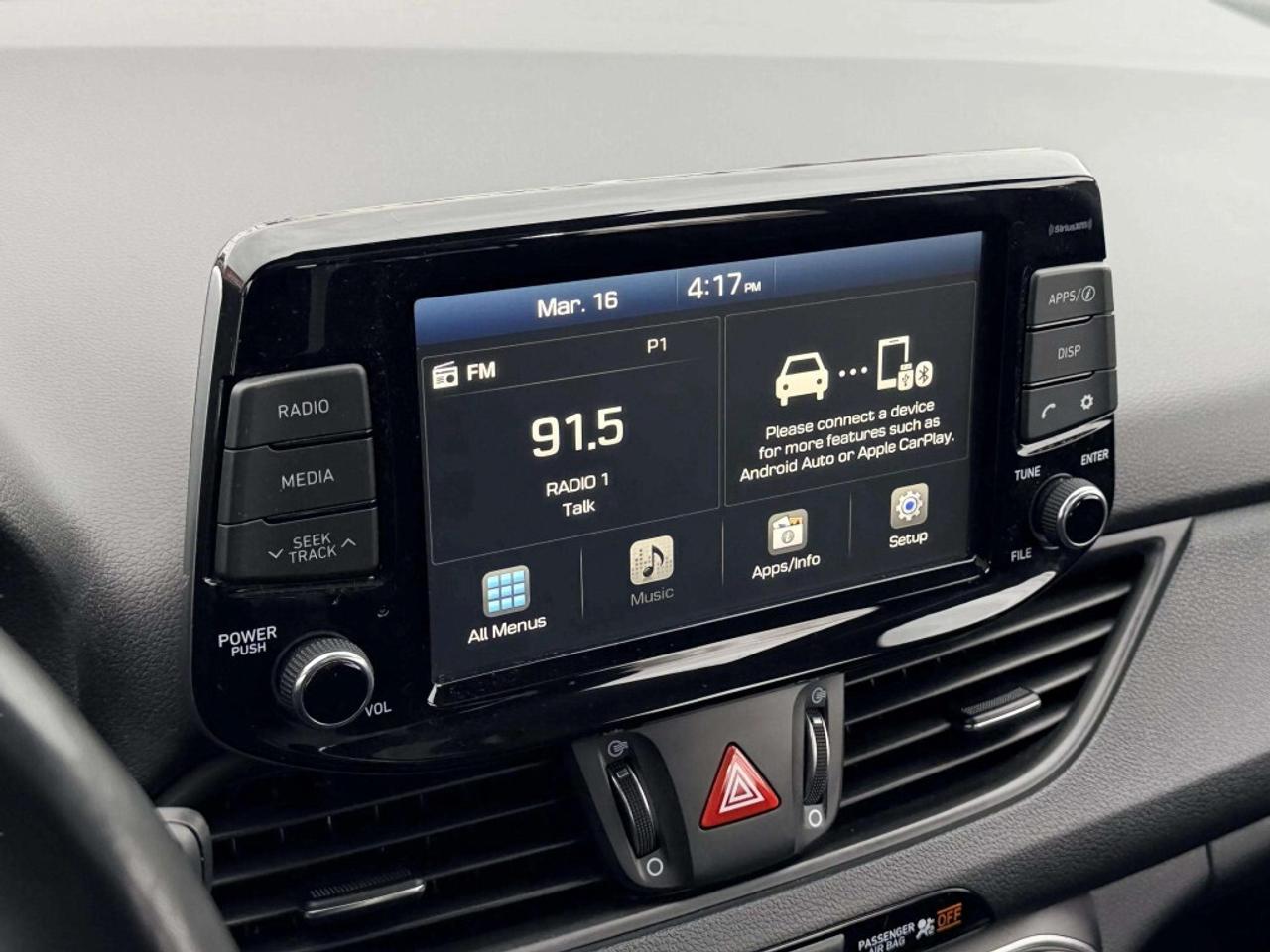 2019 Hyundai Elantra GT Luxury Photo