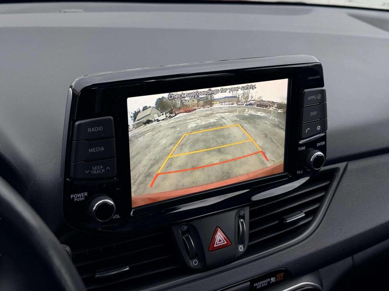 2019 Hyundai Elantra GT Luxury Photo