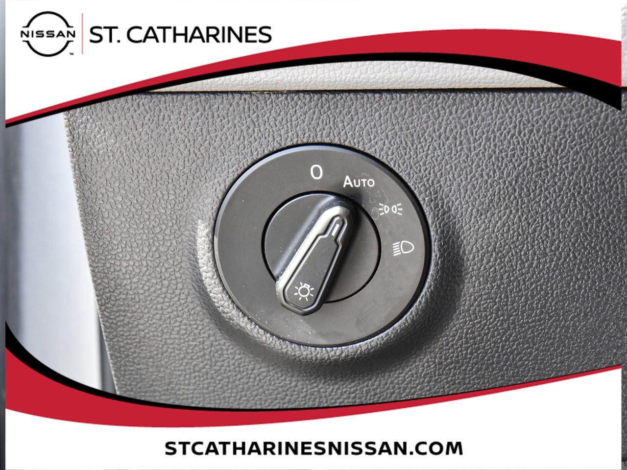 2024 Volkswagen Taos Trendline Photo