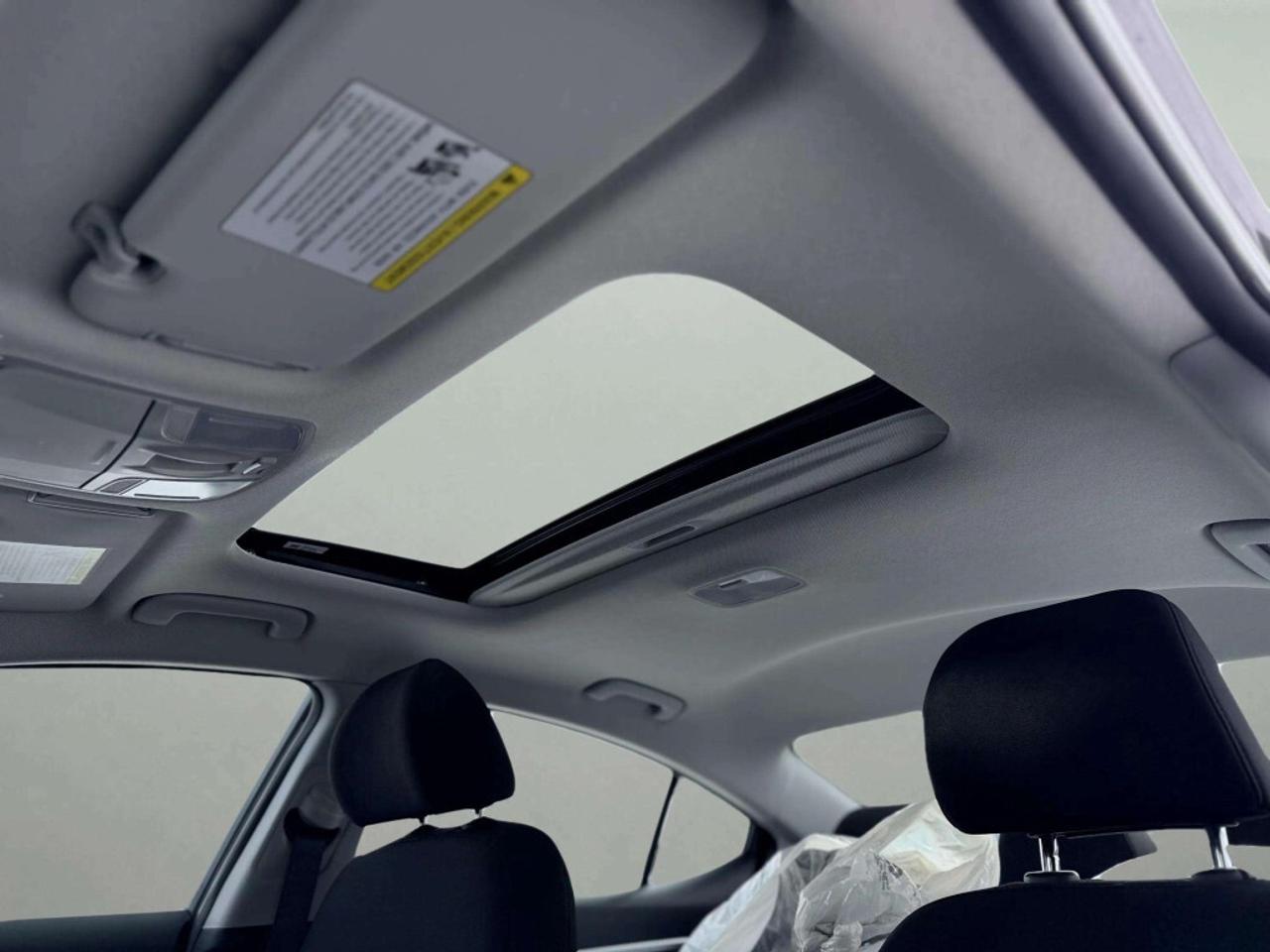 2019 Hyundai Elantra PREFERRED AUTOMATIC Photo