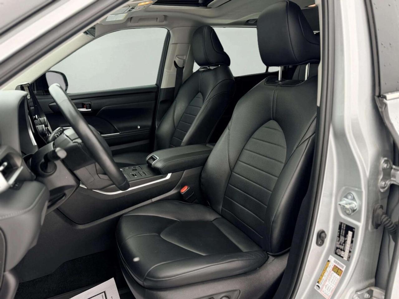 2023 Toyota Highlander XLE Photo