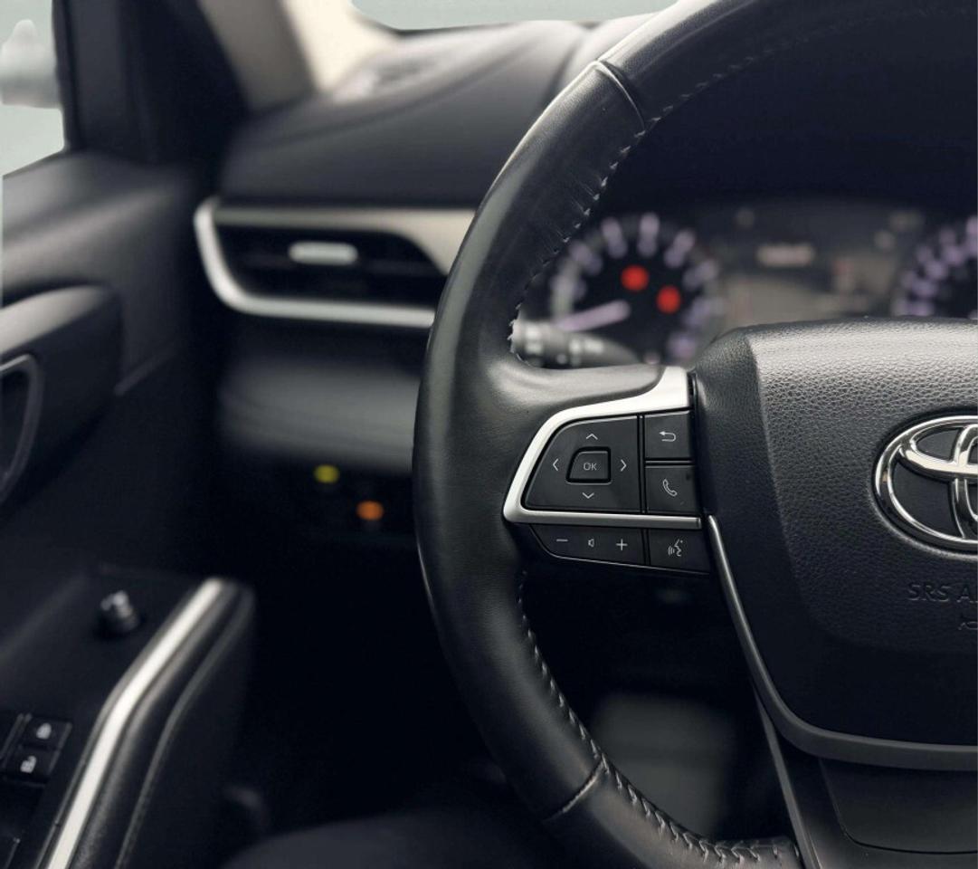 2023 Toyota Highlander XLE Photo