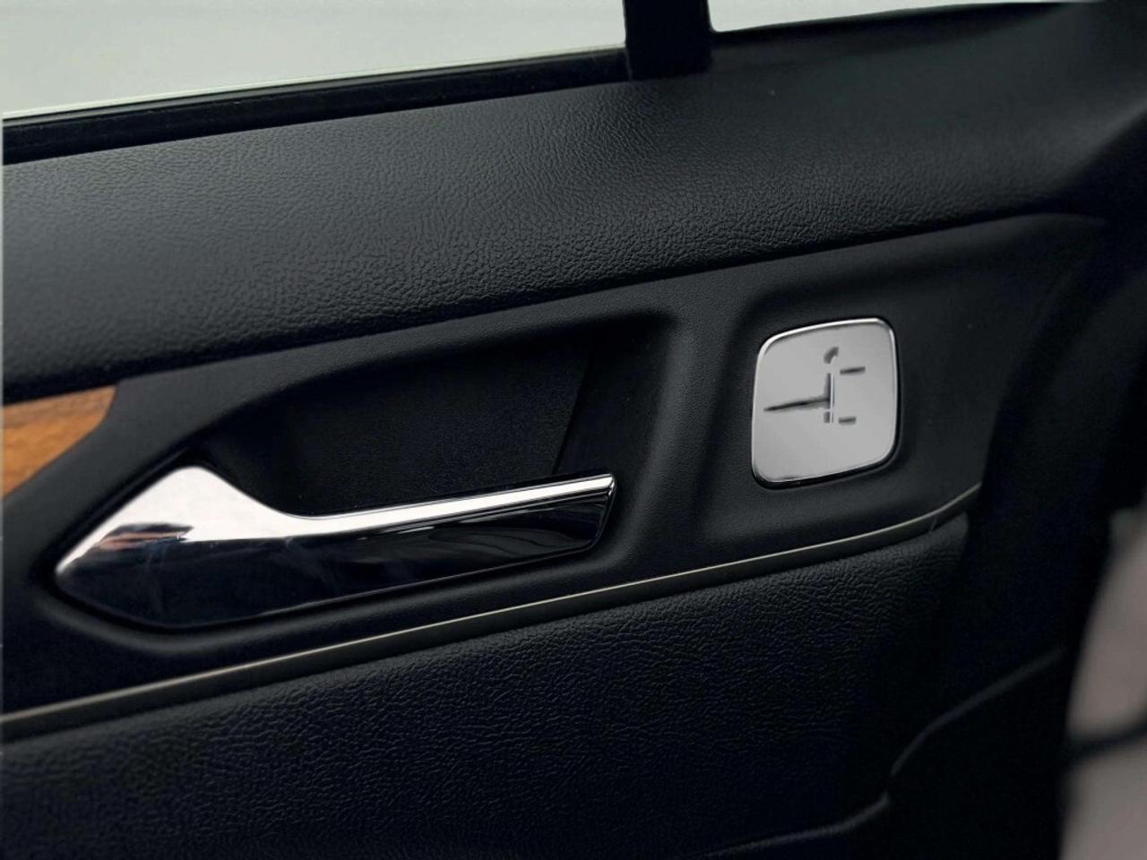 2018 Lincoln MKC SELECT AWD Photo