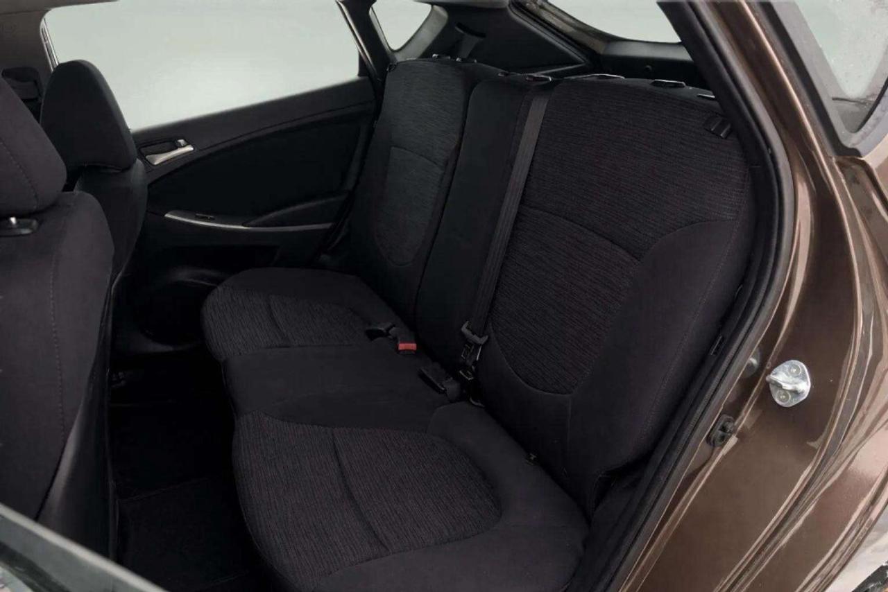 2015 Hyundai Accent HB Automatic GL Photo