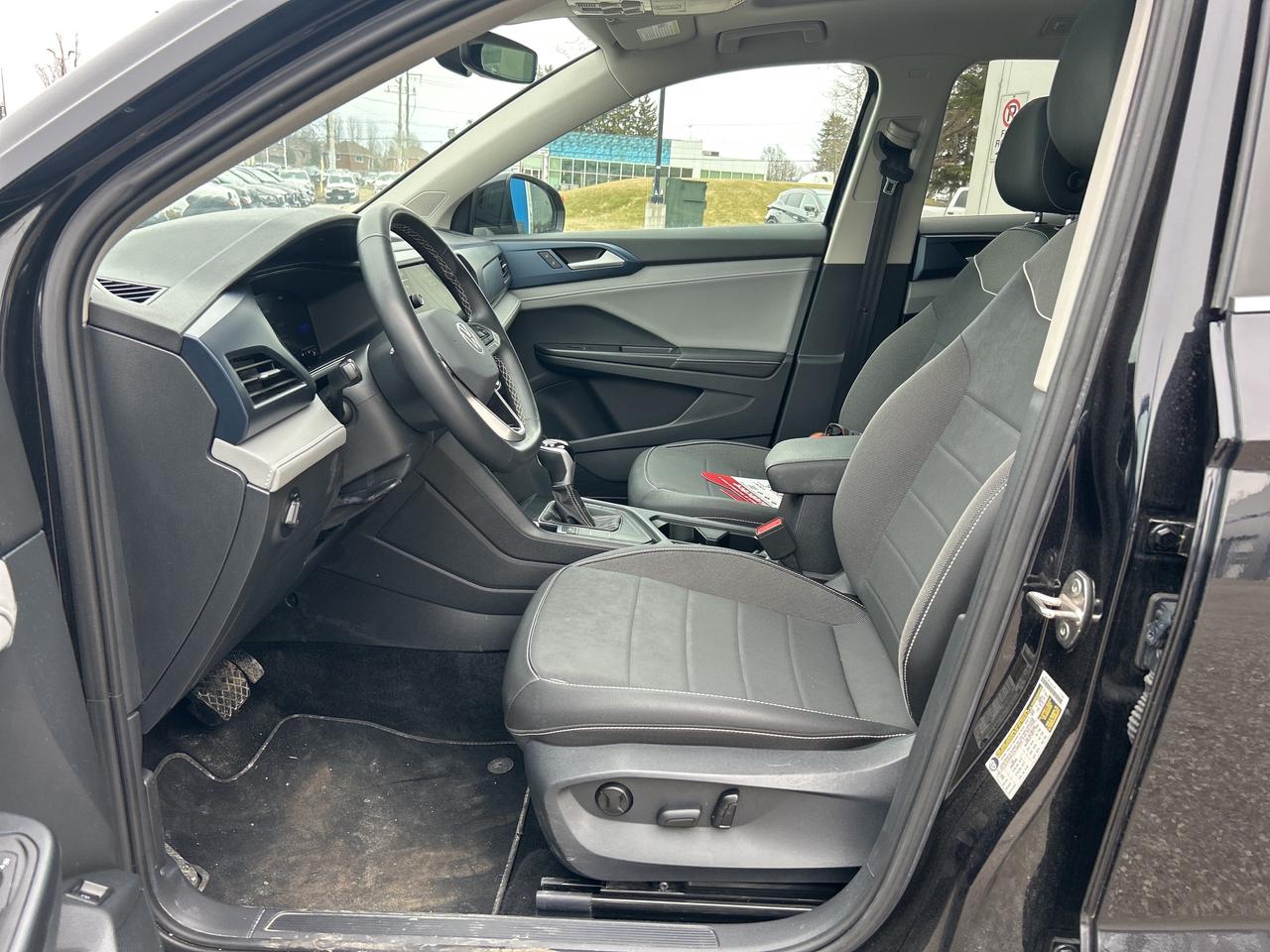 2024 Volkswagen Taos Comfortline   Pano Roof Photo