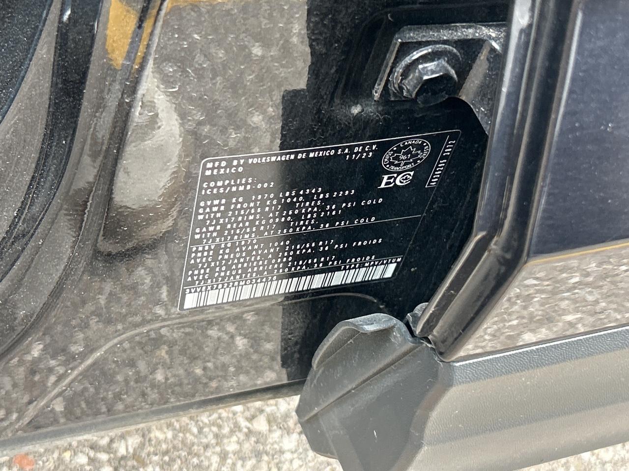 2024 Volkswagen Taos Comfortline   Pano Roof Photo