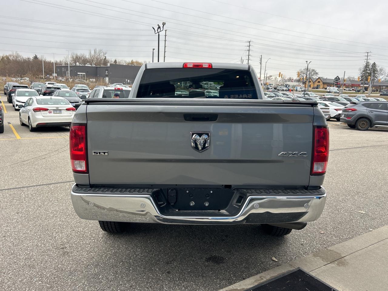 2022 RAM 1500 Classic SLT 4x4 Crew Cab 5'7  Box Photo3