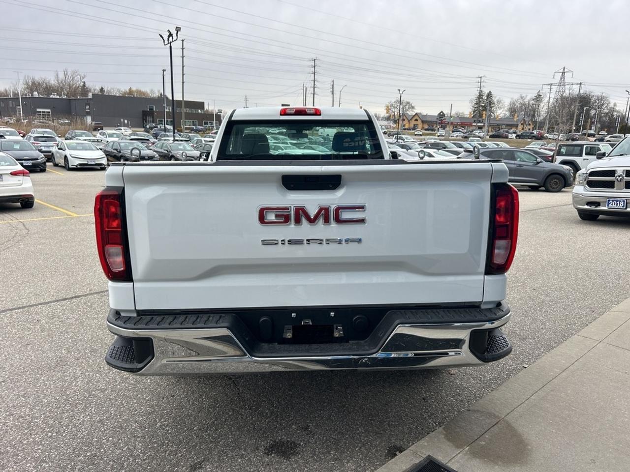 2021 GMC Sierra 1500 Reg Cab 140   3 passenger Photo