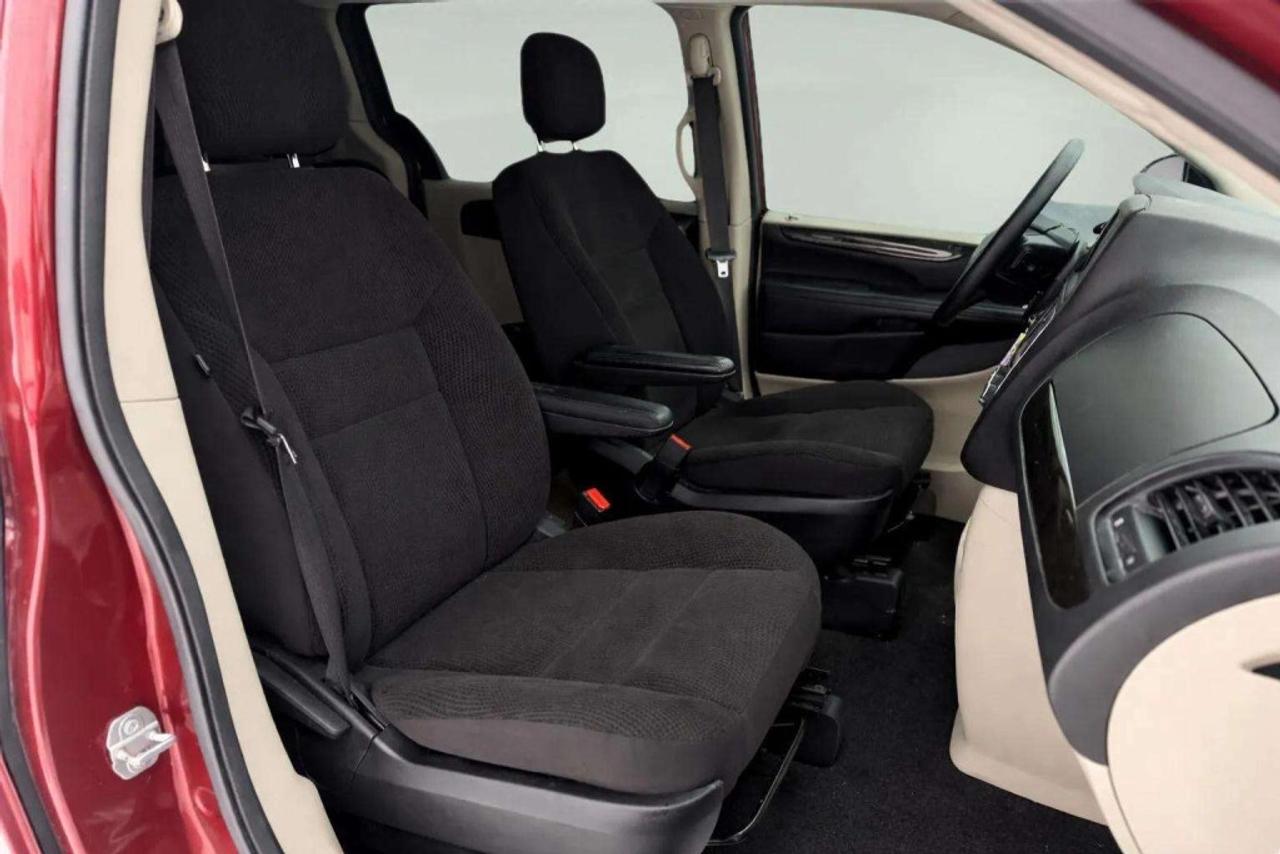 2018 Dodge Grand Caravan CANADA VALUE PACKAGE Photo