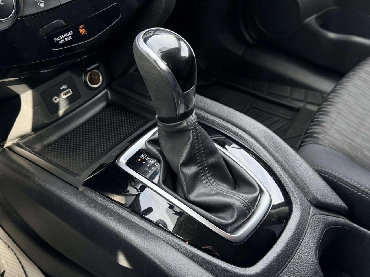 2018 Nissan Rogue S Photo